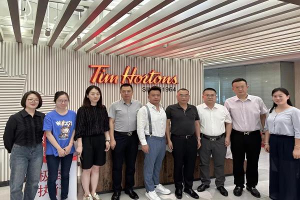 3499拉斯维加斯美食董事长杨晓初带队造访上海区域大客户，深刻提升合作能级